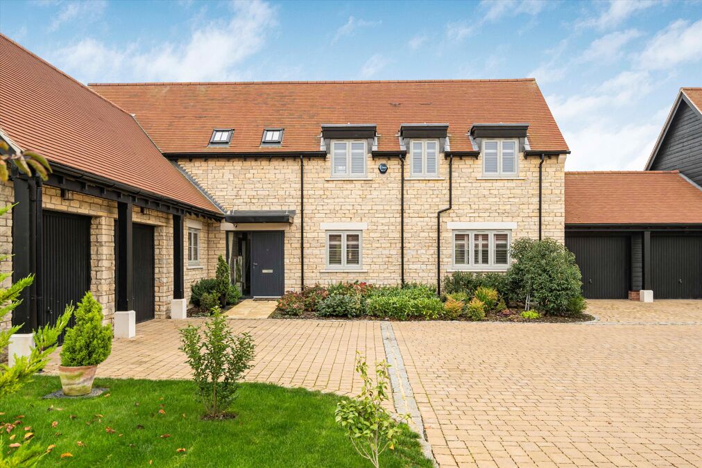Image of Six Acres, Warborough, Wallingford, Oxfordshire, OX10