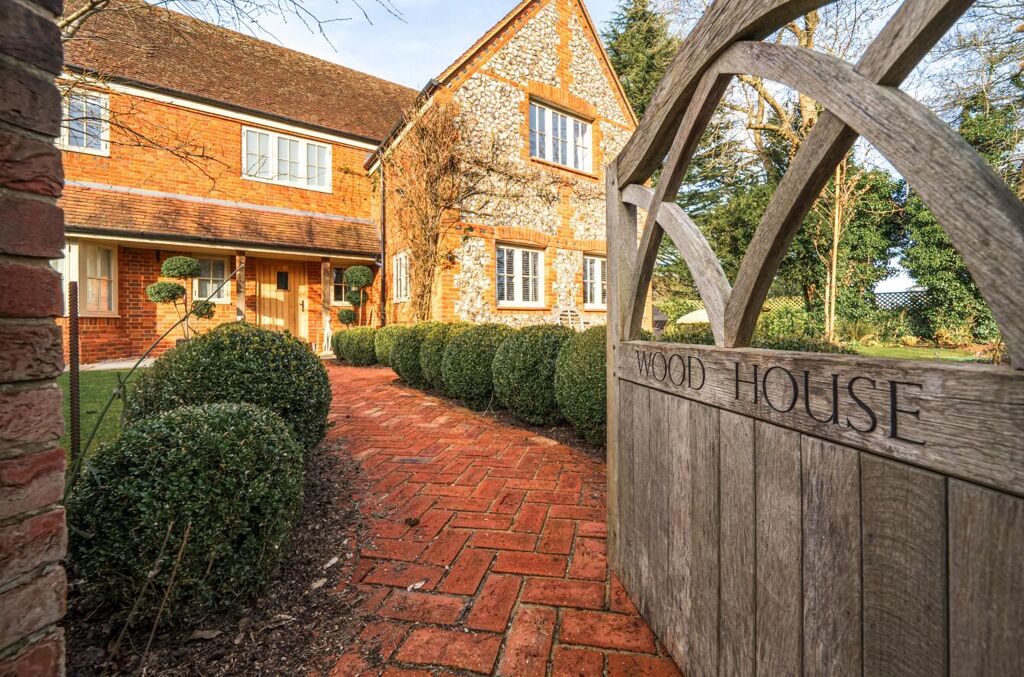 Image of Chairmakers Way, Frieth, Henley-on-Thames, Buckinghamshire, RG9