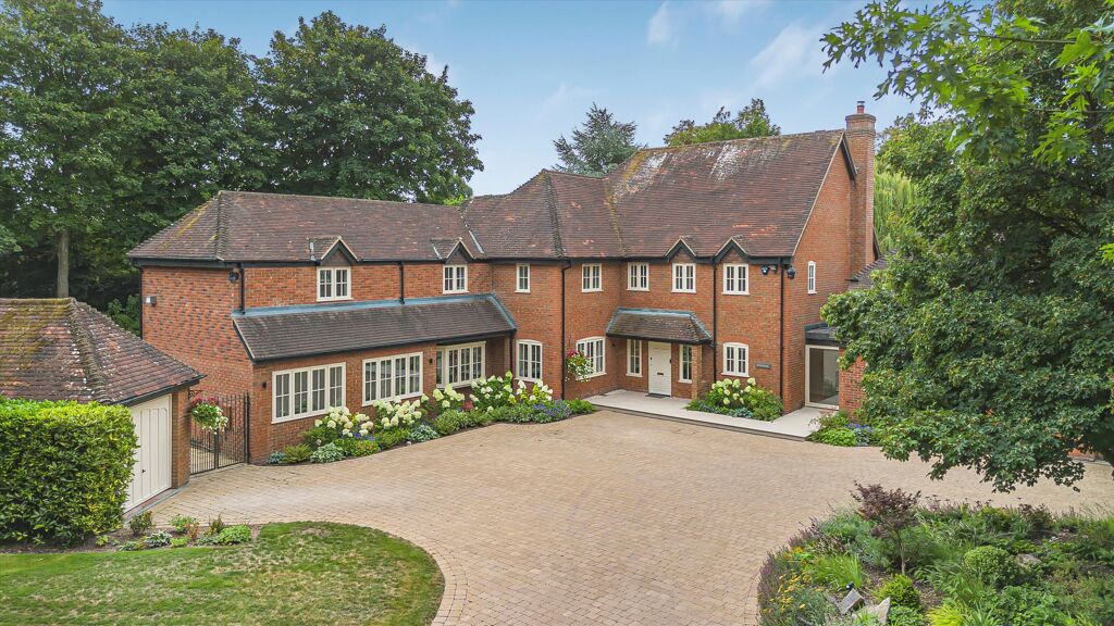 Image of Parkside, Henley-on-Thames, Oxfordshire, RG9