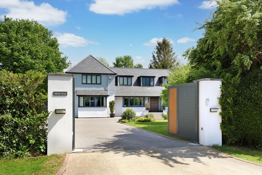 Image of Green Lane, Littlewick Green, Maidenhead, Berkshire, SL6