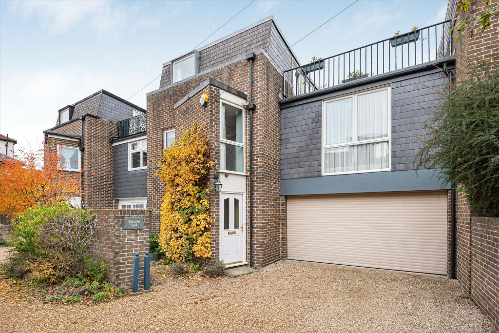 Image of Bell Lane, Henley-on-Thames, Oxfordshire, RG9