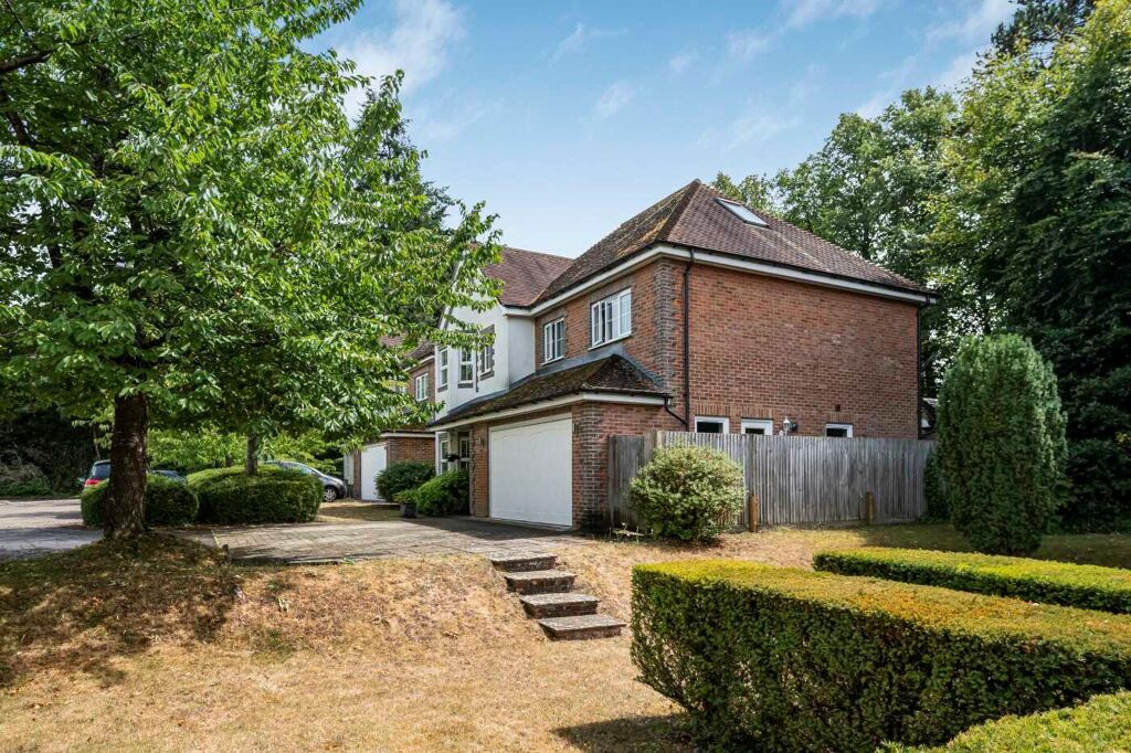 Image of Chilterns End Close, Henley-on-Thames, Oxfordshire, RG9