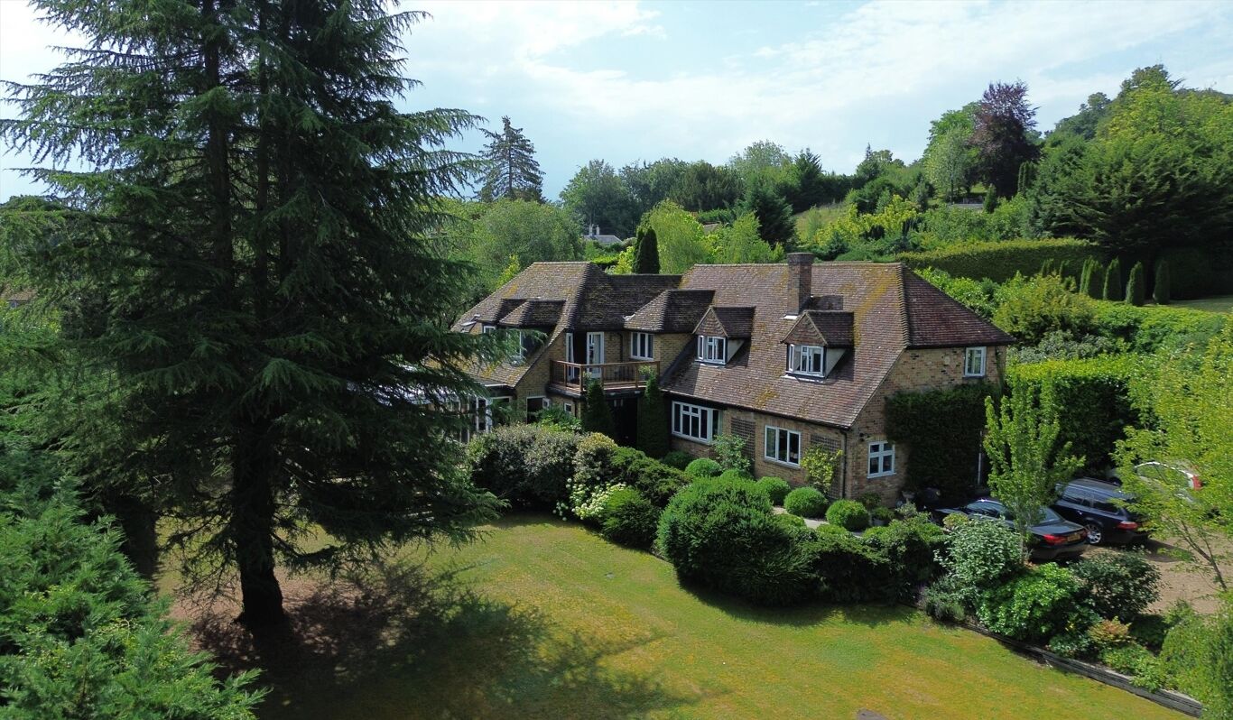 Image of Lambridge Wood Road, Henley-on-Thames, Oxfordshire, RG9