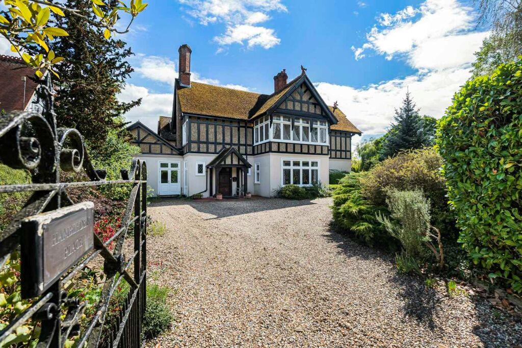 Image of Hambleden, Henley-on-Thames, Buckinghamshire, RG9