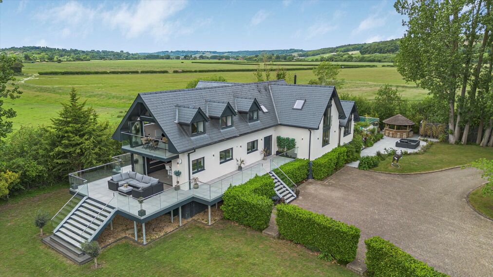 Image of The Warren, Caversham, Reading, Berkshire, RG4