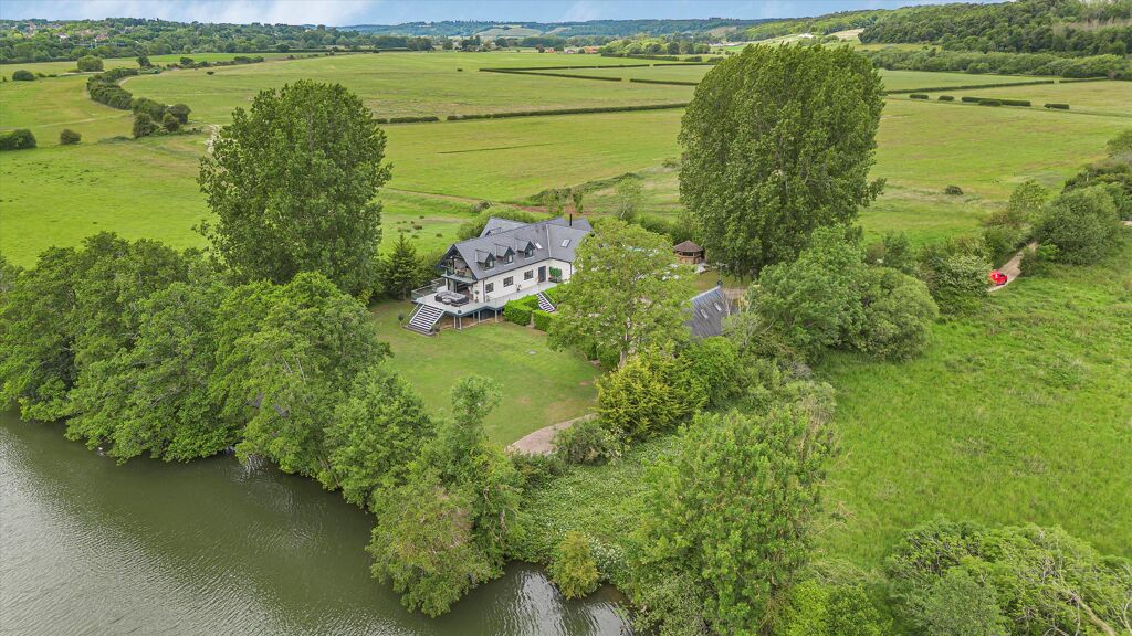 Image of The Warren, Caversham, Reading, Berkshire, RG4