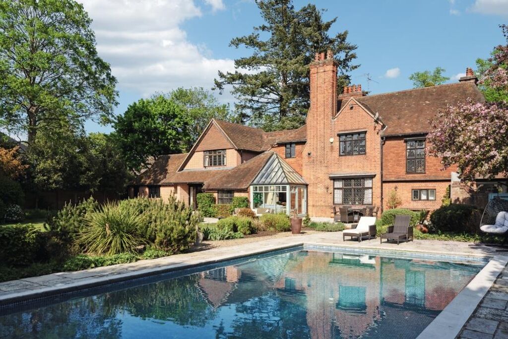 Image of New Road, Shiplake, Henley-on-Thames, Oxfordshire, RG9