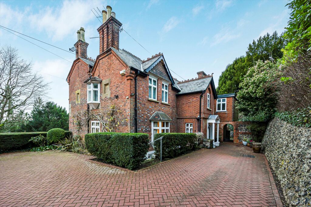 Image of Remenham Hill, Remenham, Henley-on-Thames, Berkshire, RG9