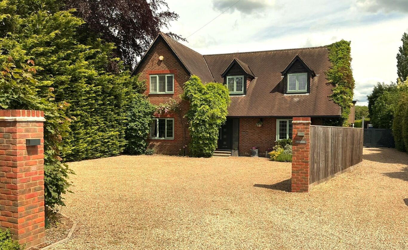 Image of Mill Road, Shiplake, Henley-on-Thames, Oxfordshire RG9