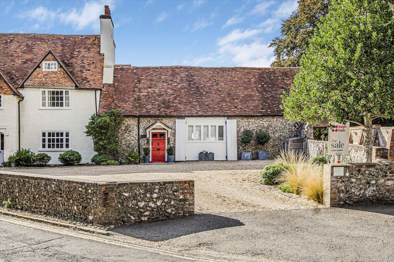 Image of Manor Road, Goring, Reading, Oxfordshire RG8