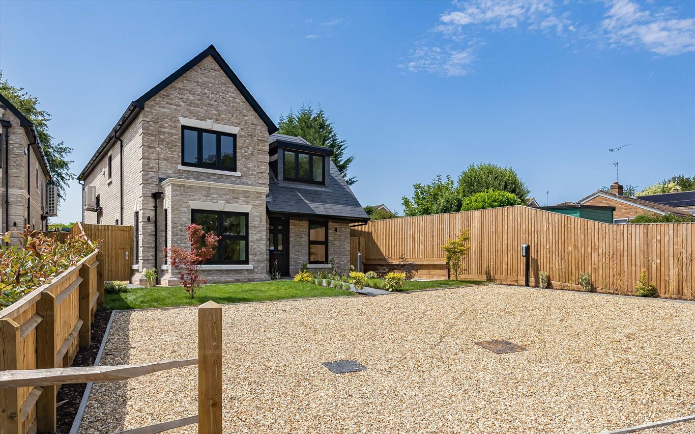 Image of Peppard Road, Sonning Common, Reading, Oxfordshire RG4