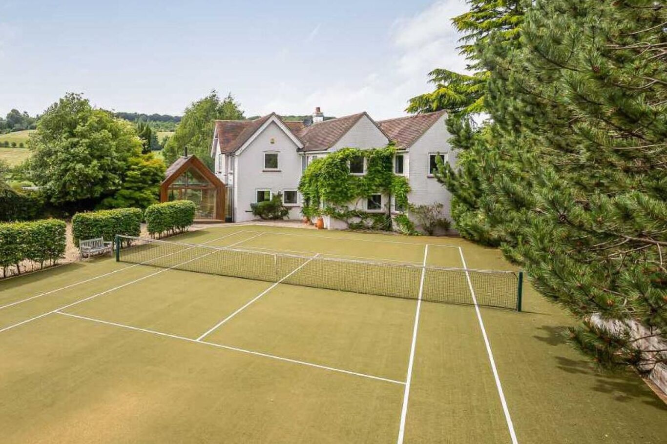 Image of Pheasants Hill, Hambleden, Henley-on-Thames, Buckinghamshire RG9