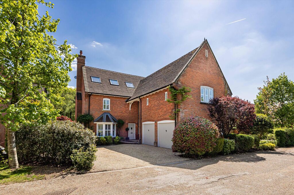 Image of Hazel Grove, Kingwood, Henley-on-Thames, Oxfordshire RG9