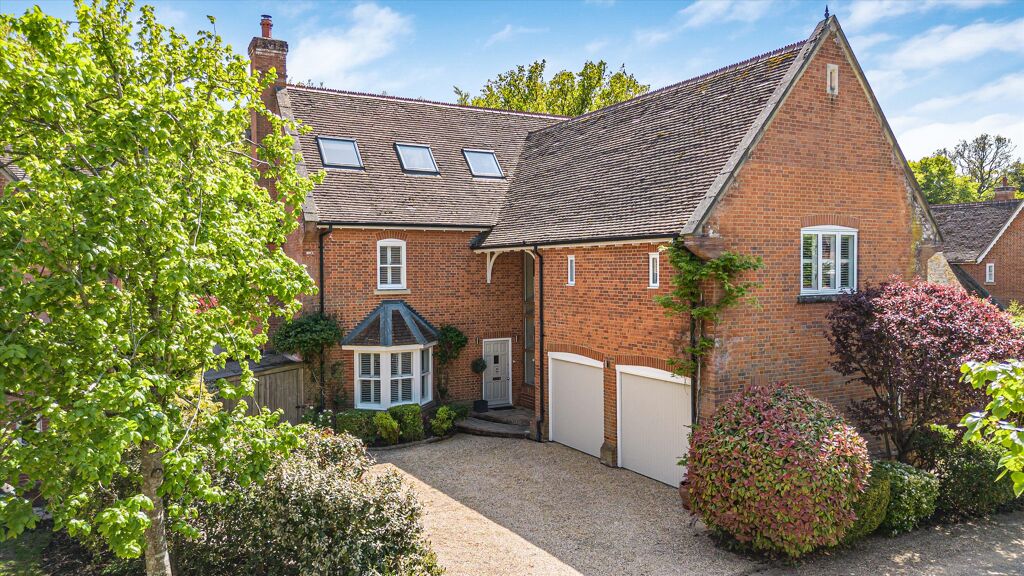 Image of Hazel Grove, Kingwood, Henley-on-Thames, Oxfordshire RG9