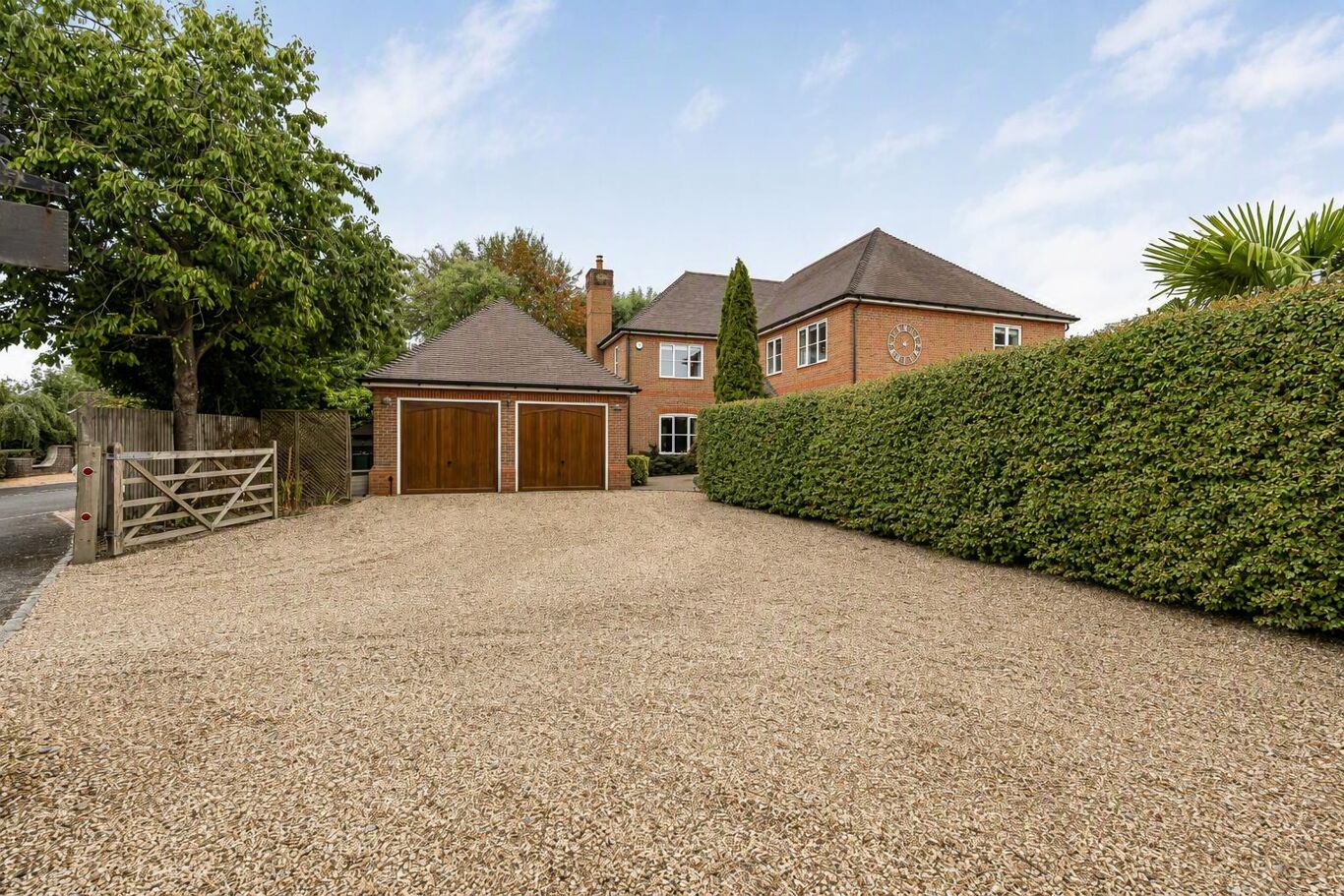 Image of Manor Wood Gate, Lower Shiplake, Henley-on-Thames, Oxfordshire RG9