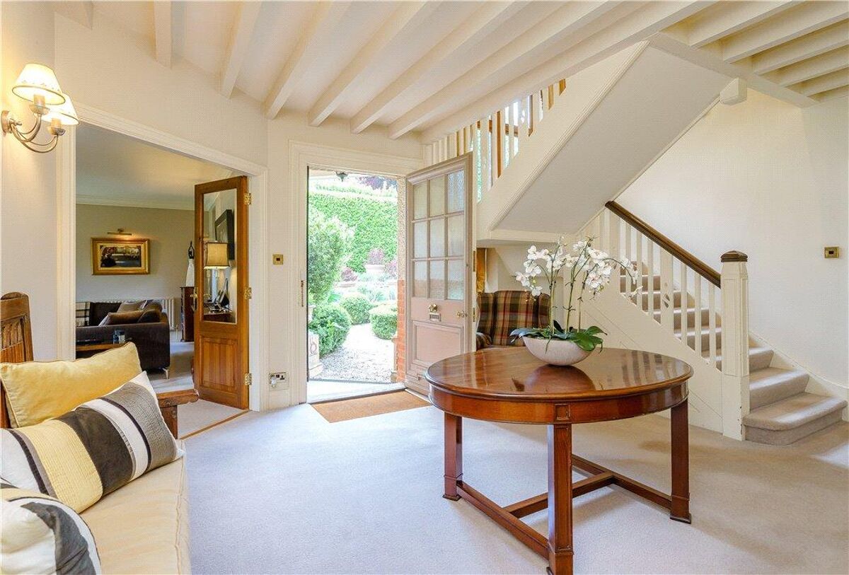 house for sale in Rotherfield Road, HenleyonThames, RG9 HOT070175