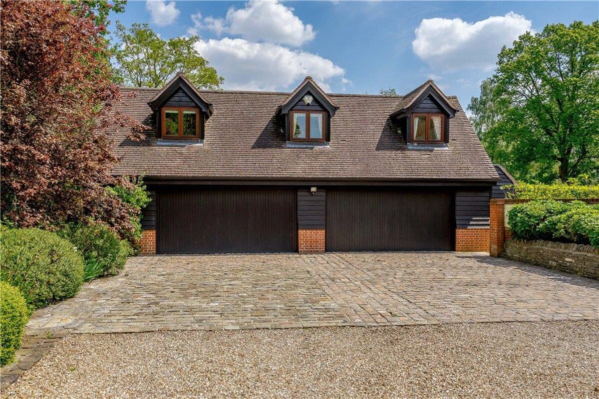 house for sale in Rotherfield Road, HenleyonThames, RG9 HOT070175 Knight Frank