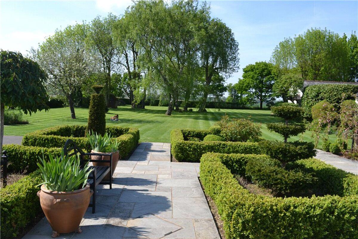 house for sale in Trench Green, Mapledurham, Reading, Berkshire, RG4