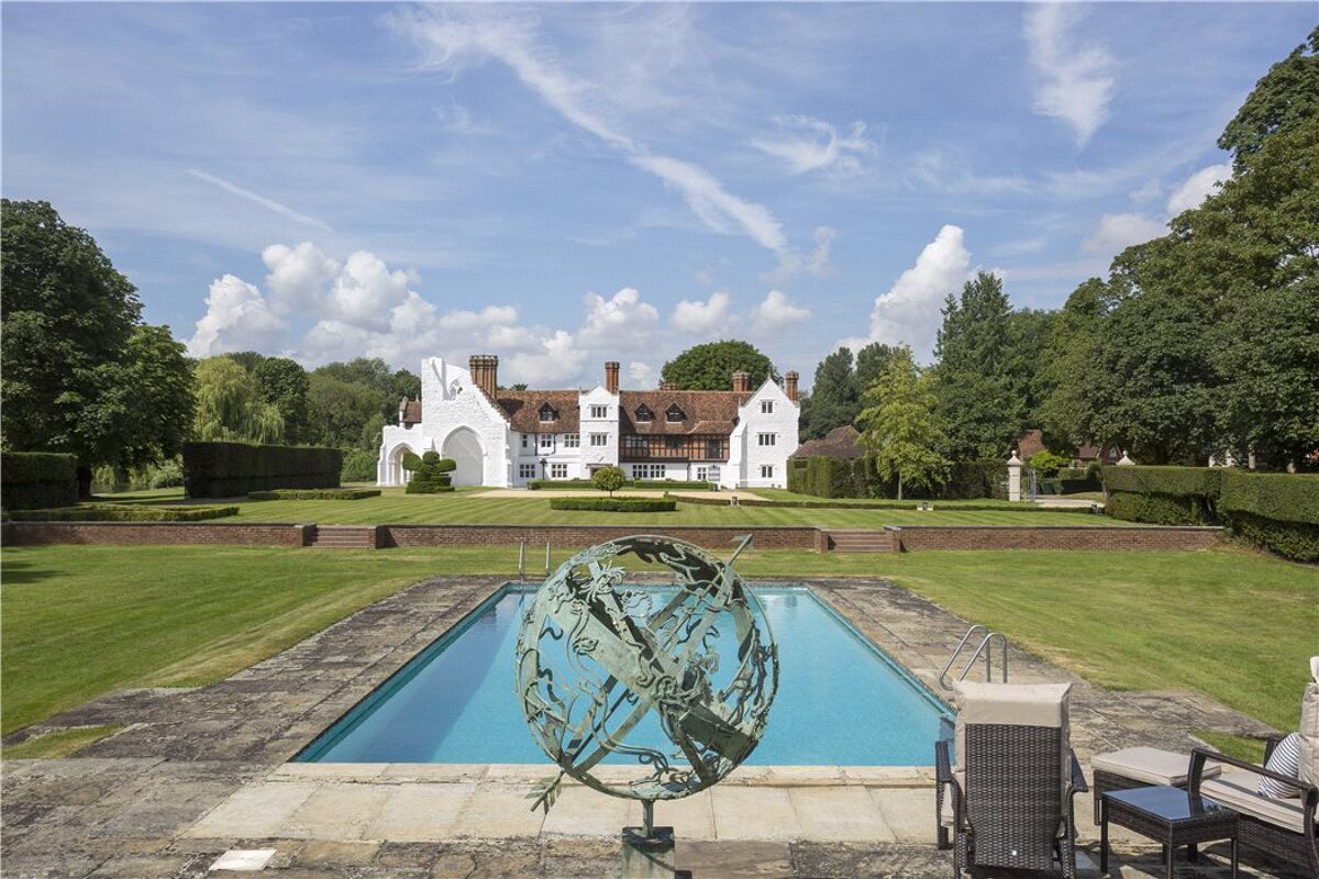 house for sale in Ferry Lane, Medmenham, Marlow, Buckinghamshire, SL7