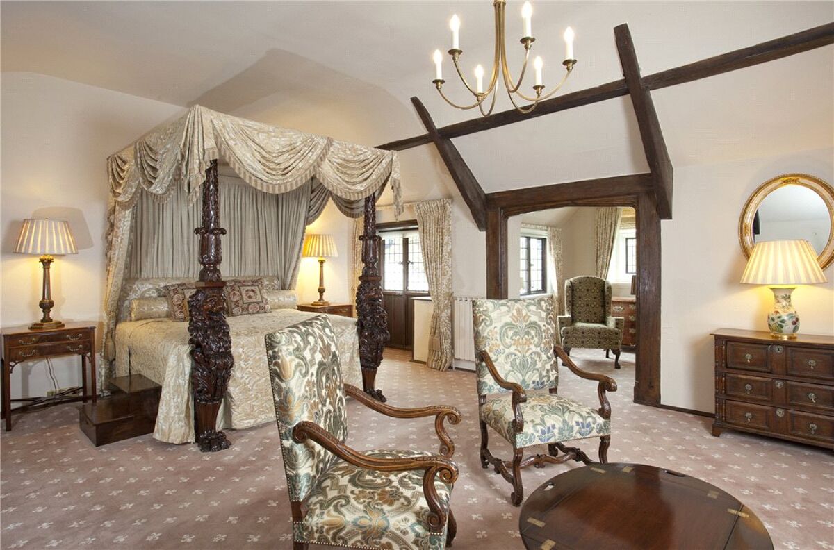 house for sale in Ferry Lane, Medmenham, Marlow, Buckinghamshire, SL7