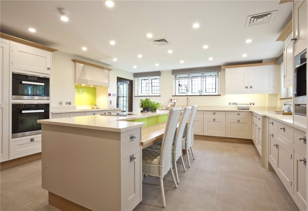 house for sale in Ferry Lane, Medmenham, Marlow, Buckinghamshire, SL7