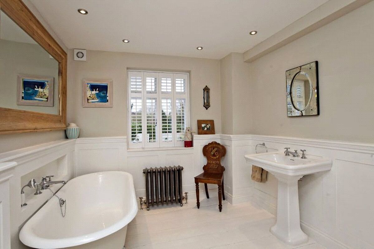 house for sale in Ferry Lane, Medmenham, Marlow, Buckinghamshire, SL7