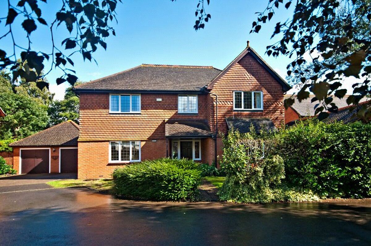 house for sale in Brampton Chase, Lower Shiplake, HenleyOnThames