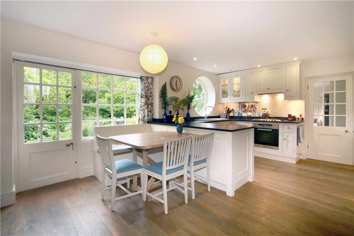 house for sale in Mill Lane, HenleyOnThames, Oxfordshire, RG9