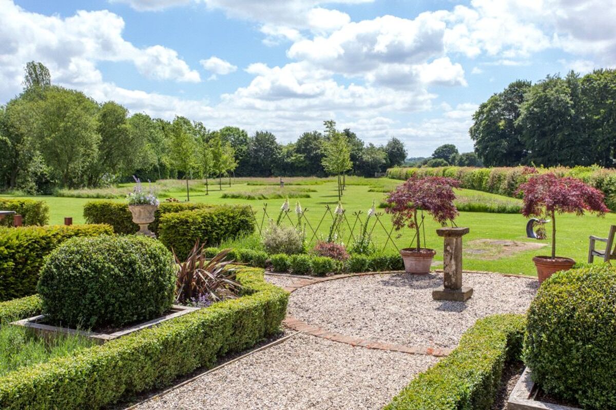 house for sale in Nuffield, HenleyonThames, Oxfordshire, RG9