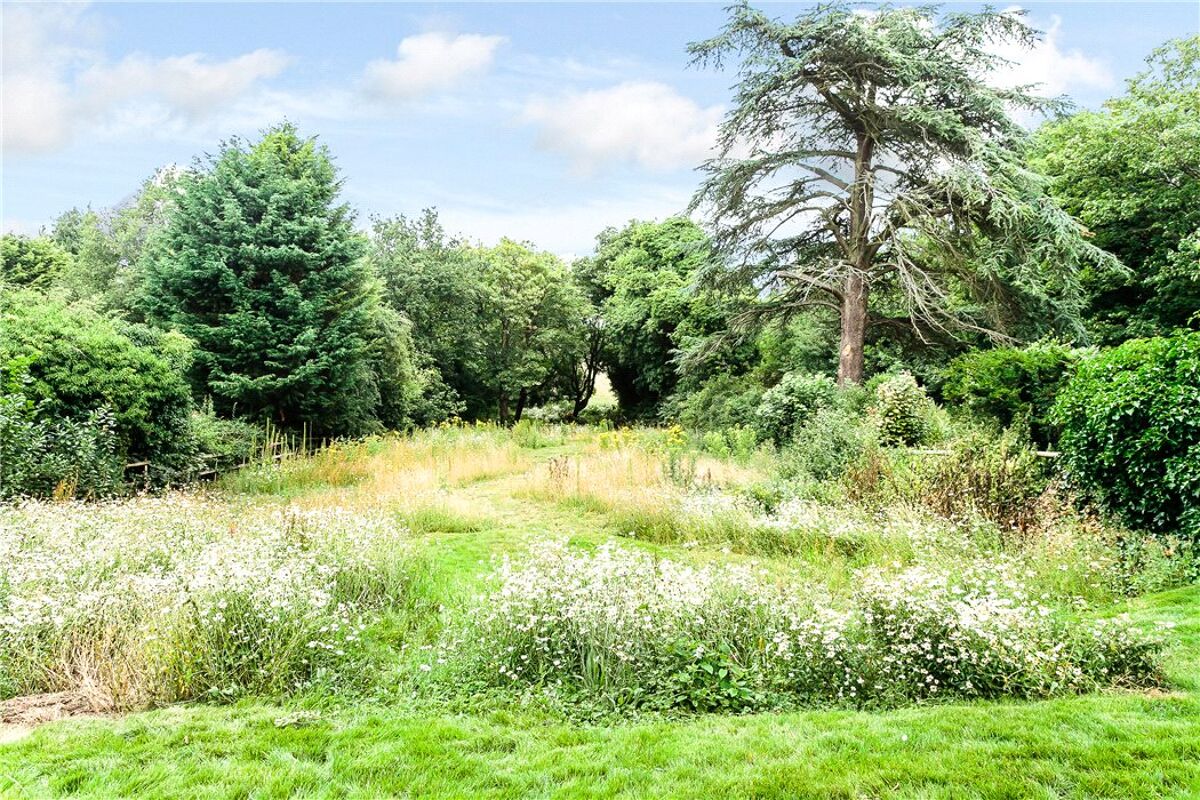 house for sale in Remenham Hill, Remenham, HenleyOnThames, Berkshire