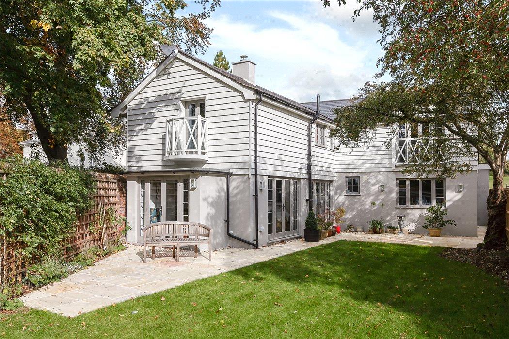house for sale in Fairmile, HenleyOnThames, Oxfordshire, RG9