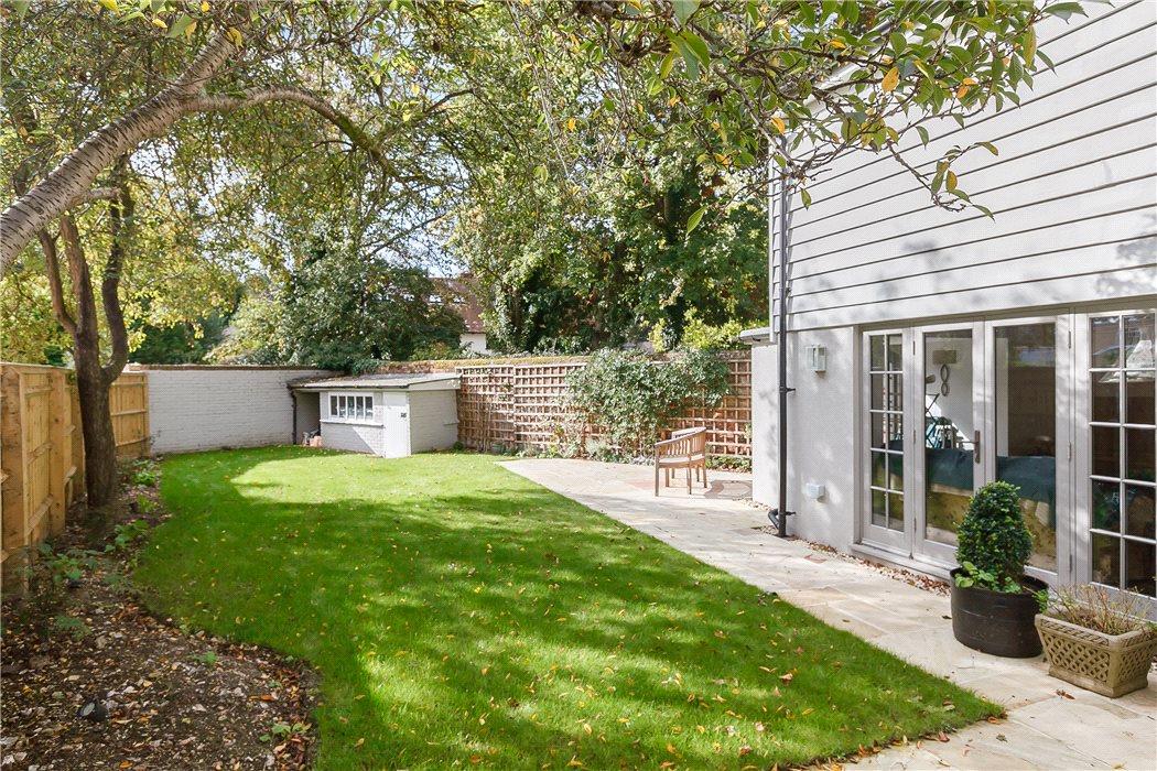 house for sale in Fairmile, HenleyOnThames, Oxfordshire, RG9