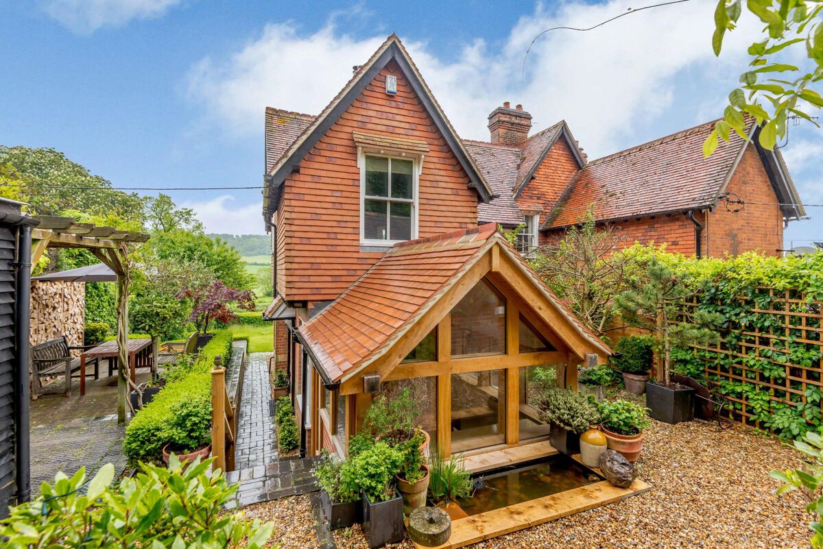 house for sale in Hambleden Rise, Hambleden, HenleyonThames, Buckinghamshire, RG9 HOT140234