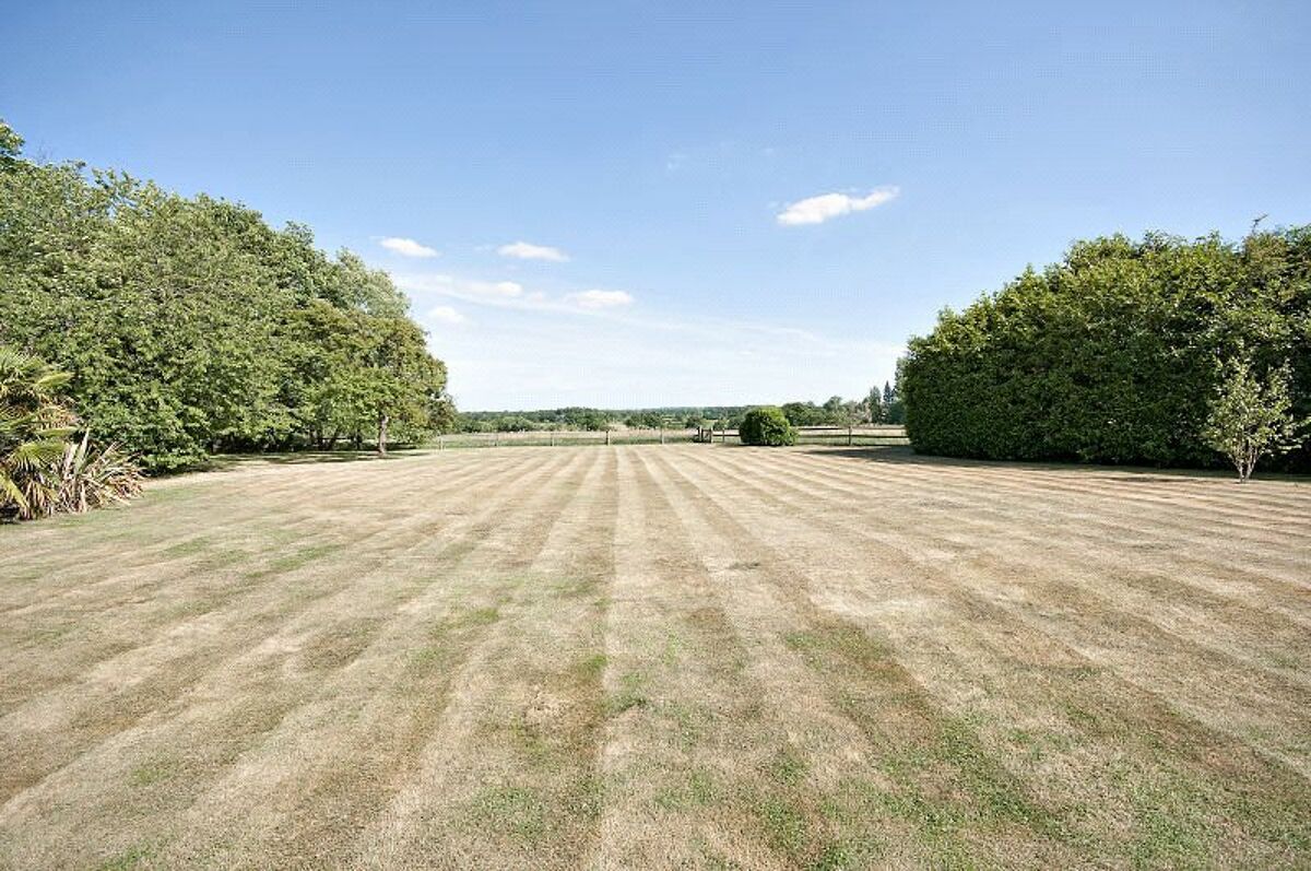 house for sale in Stanlake Lane, Reading, Berkshire, RG10