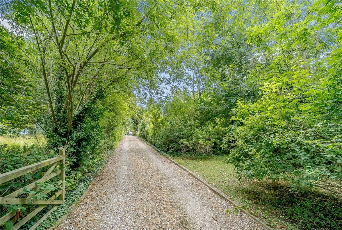 house for sale in Loddon Drive, Wargrave, Reading, Berkshire, RG10