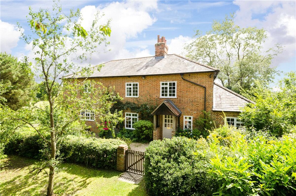 house for sale in Priest Hill, Nettlebed, HenleyOnThames, Oxfordshire