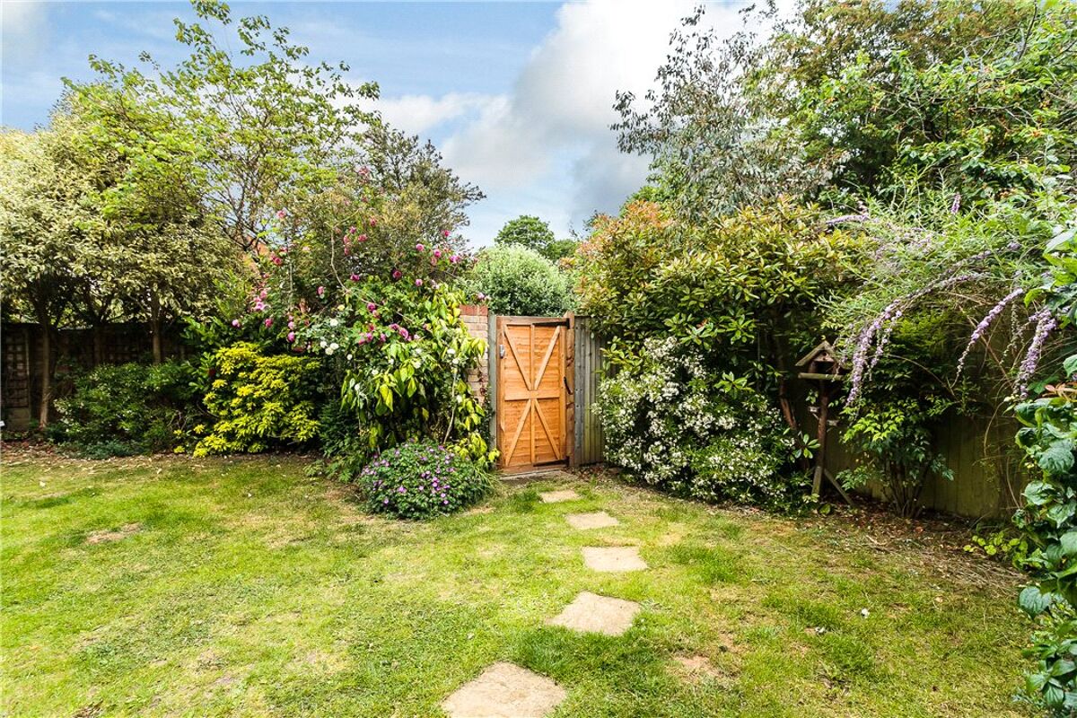 house for sale in Deanfield Road, HenleyOnThames, Oxfordshire, RG9