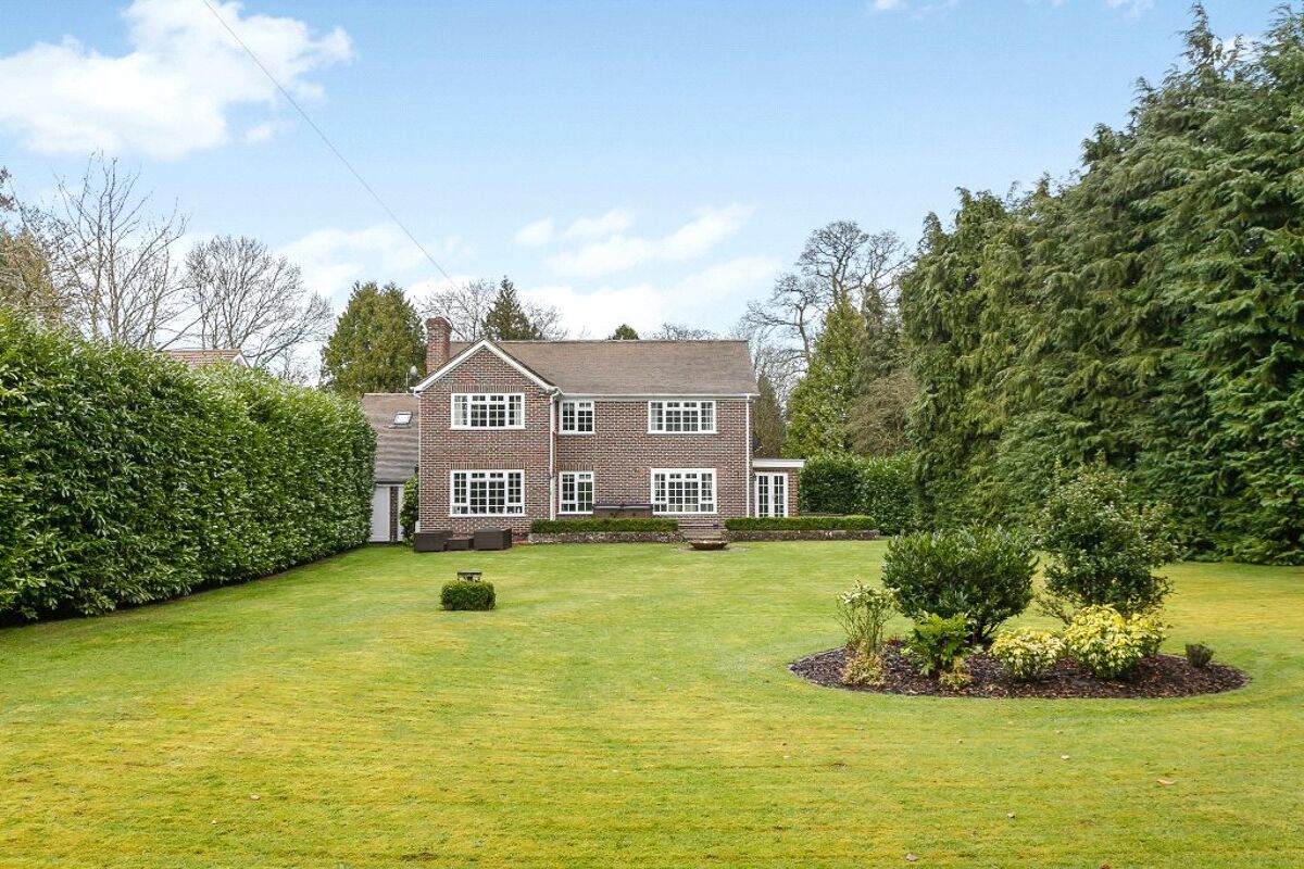house for sale in Bolney Road, Lower Shiplake, HenleyonThames