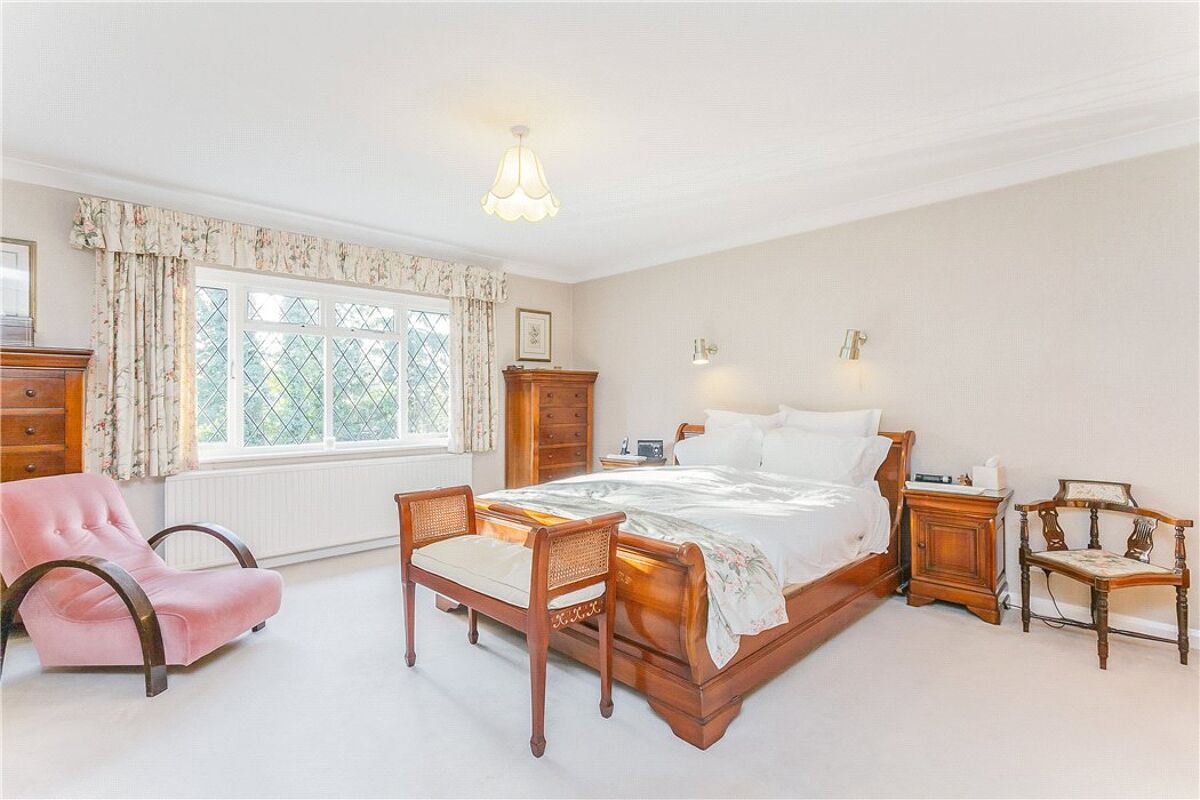 house for sale in St. Andrews Road, HenleyonThames, Oxfordshire, RG9