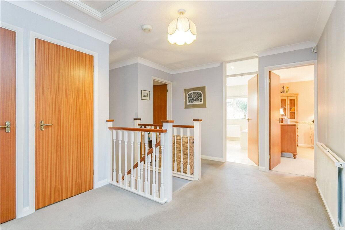 house for sale in St. Andrews Road, HenleyonThames, Oxfordshire, RG9