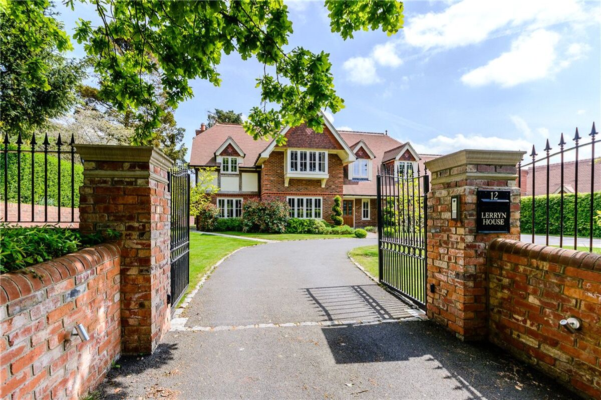 house for sale in Dark Lane, Wargrave, Reading, Berkshire, RG10