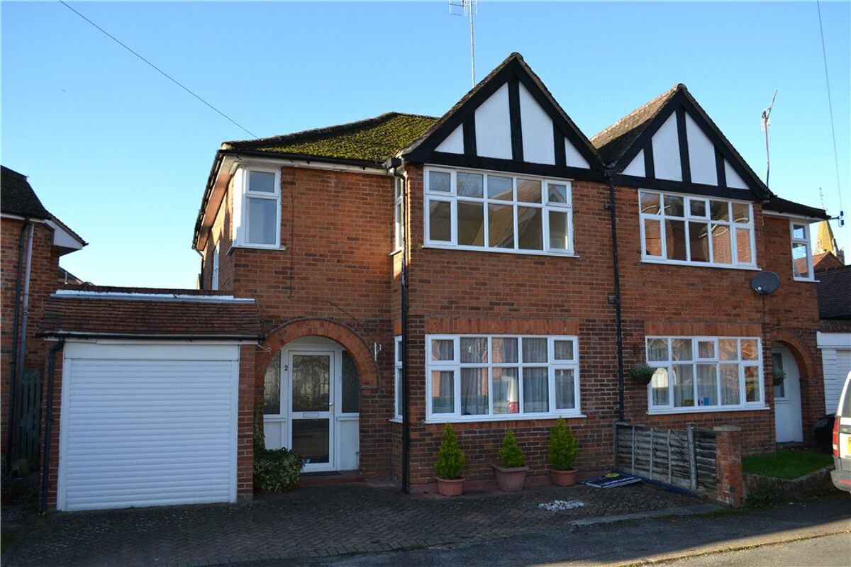 house for sale in Wyndale Close, HenleyonThames, RG9 HOT160162