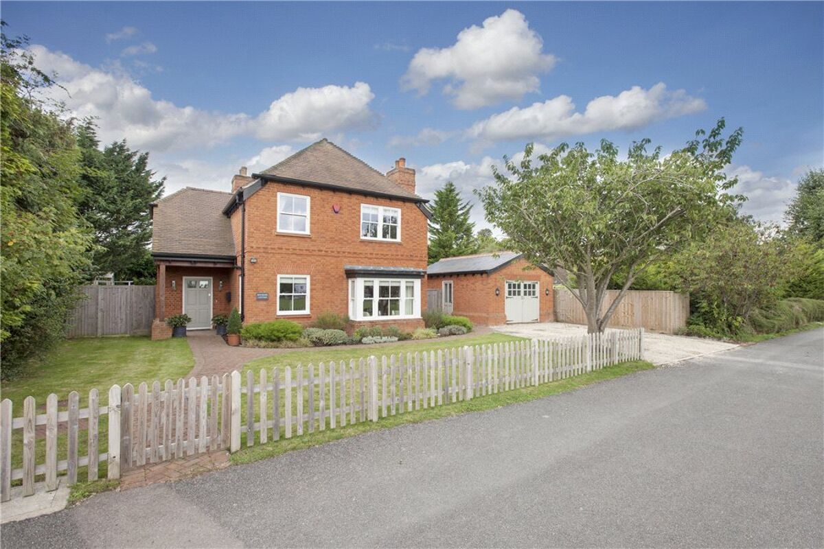 house for sale in Gilchrist Way, Littlewick Green, Maidenhead