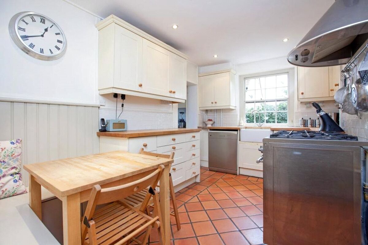 house for sale in Forest Road, Binfield, Bracknell, Berkshire, RG42