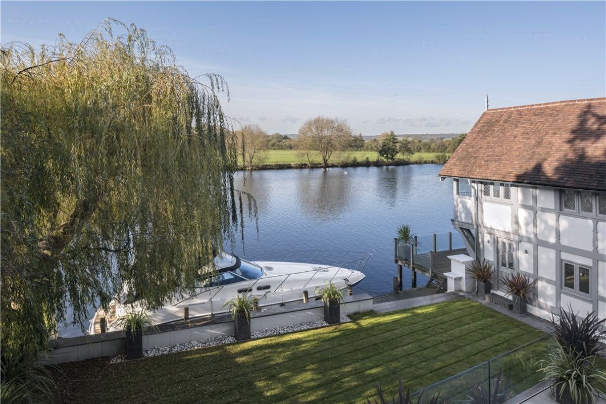 Property for sale Riversdale, Bourne End, Buckinghamshire, SL8