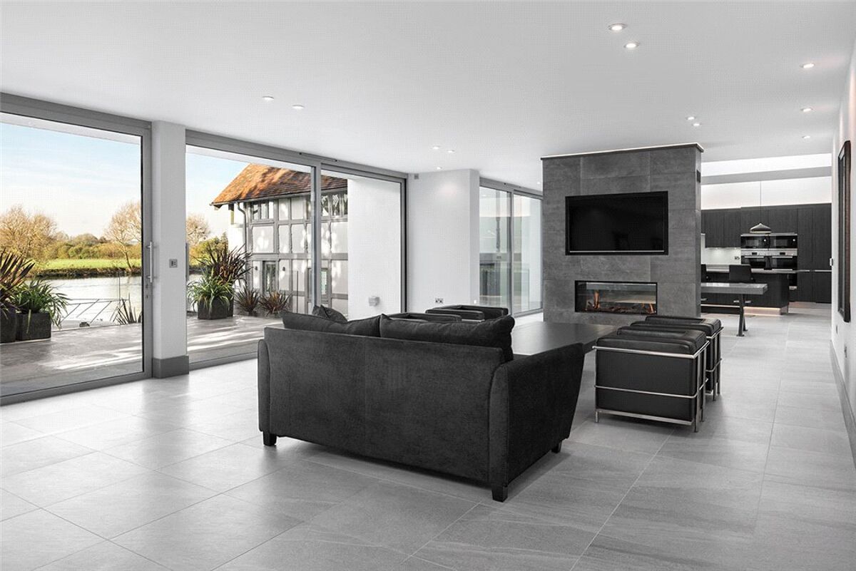 house for sale in Riversdale, Bourne End, Buckinghamshire, SL8