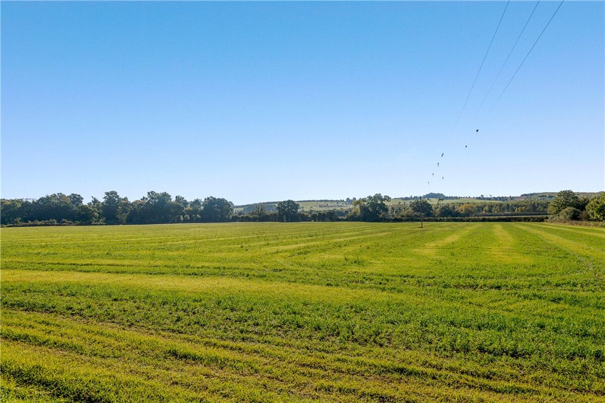 house for sale in Frogmill Cottages, Frogmill, Hurley, Maidenhead, SL6