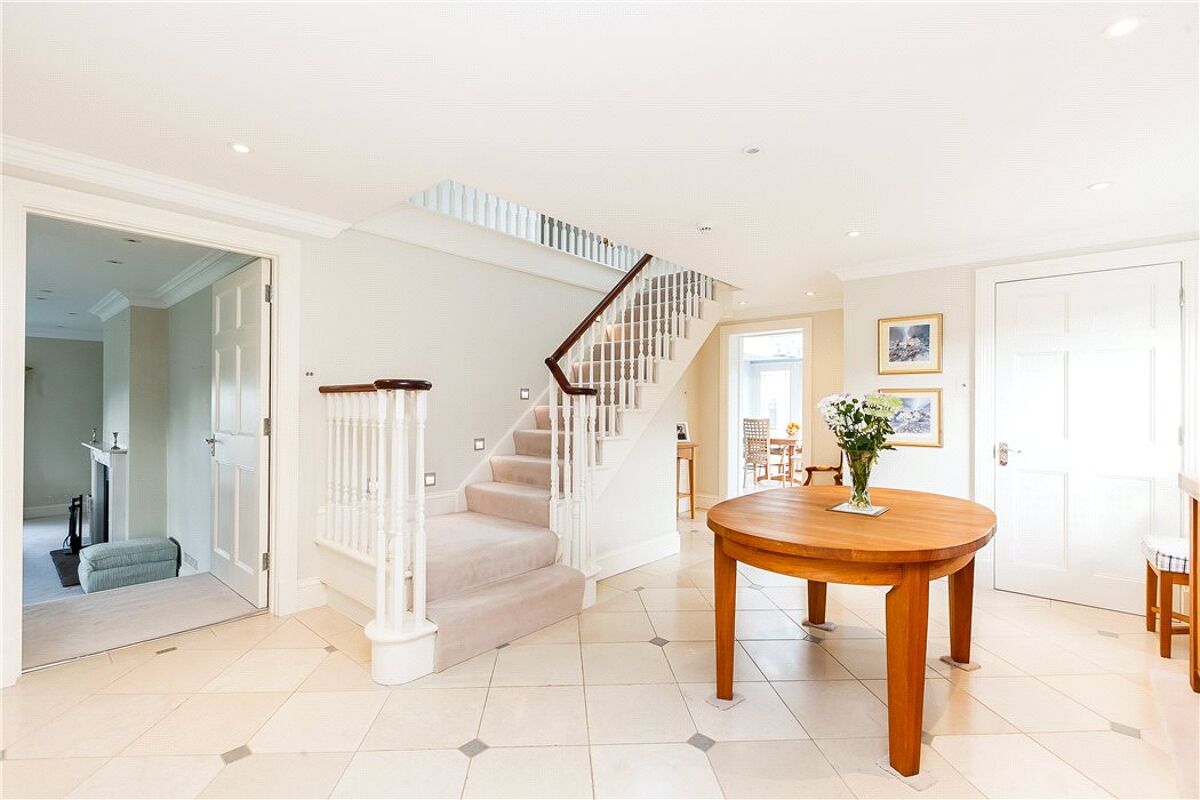 house for sale in Shirvells Hill, Goring Heath, Reading, RG8 HOT170128 Knight Frank