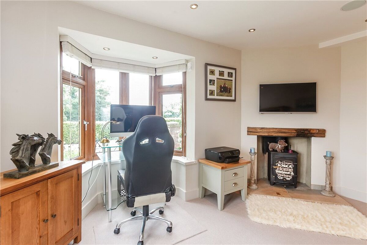 house for sale in Seymour Court Road, Marlow, Buckinghamshire, SL7