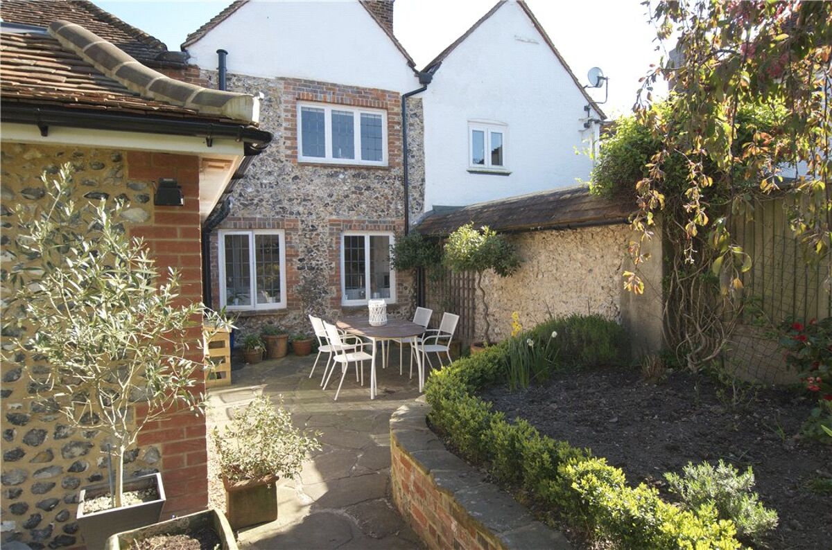 house for sale in Badgemore Lane, HenleyonThames, RG9 HOT170183